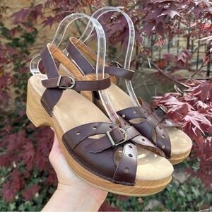 Dansko Sandals w/ Buckle Sissy Brown Leather Wedge Heel Retro EU 40 US 9.5-10